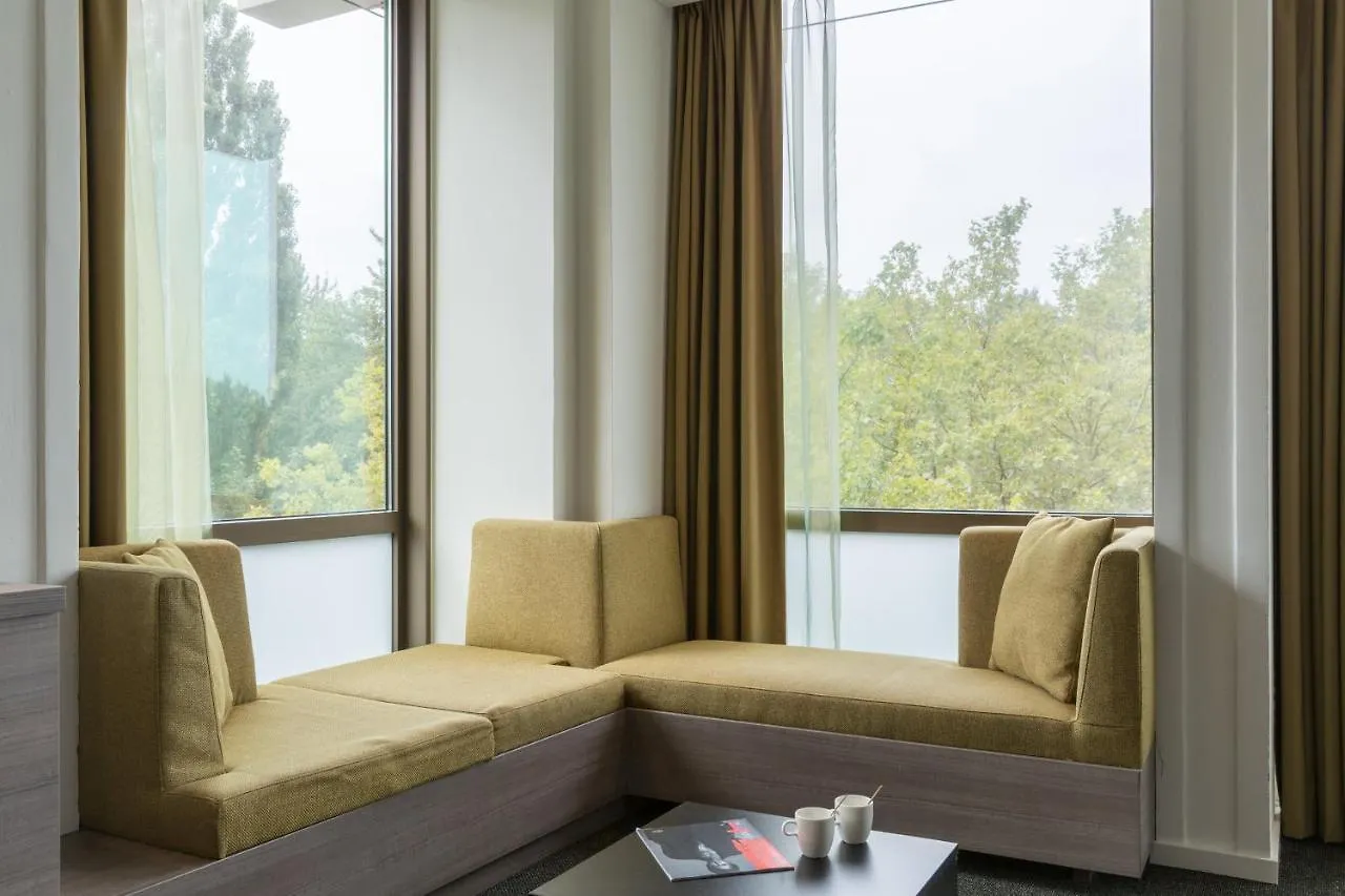 Leonardo Hotel Amsterdam Rembrandtpark 4*,  Hollandia