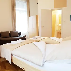 Westend Minihotel 3* Budapest